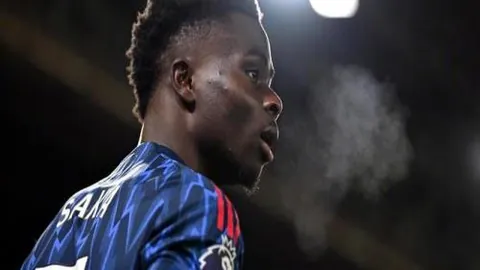 NBA杯赛勇士六将起飞，希尔德18分库里13分8助，小贾伦32分6板斩落灰熊